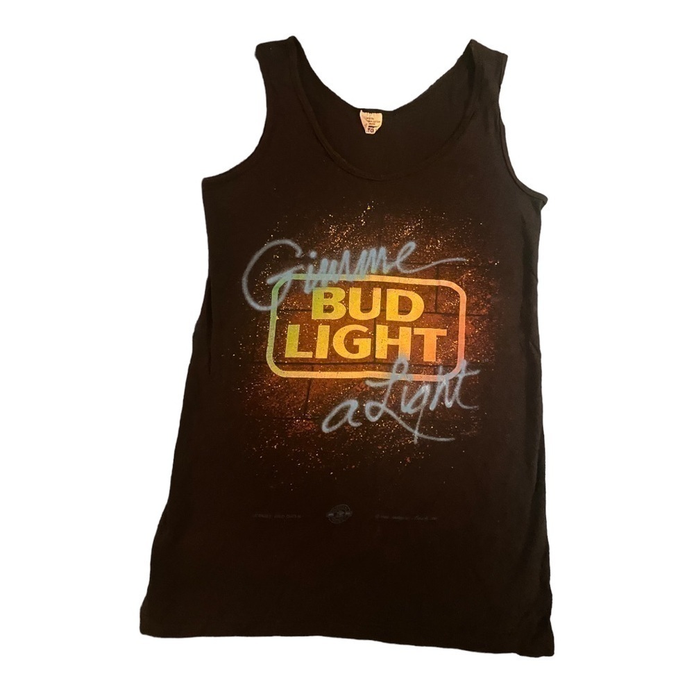 𝅺GIMME a Bud Light tank top woman’s